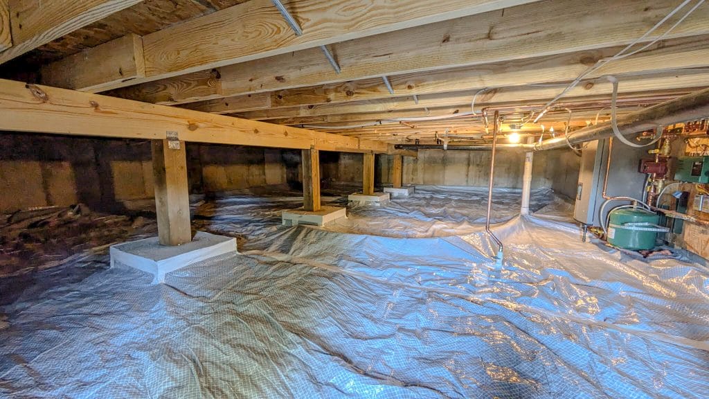 Crawlspace with Sealing Barriers and Insulation